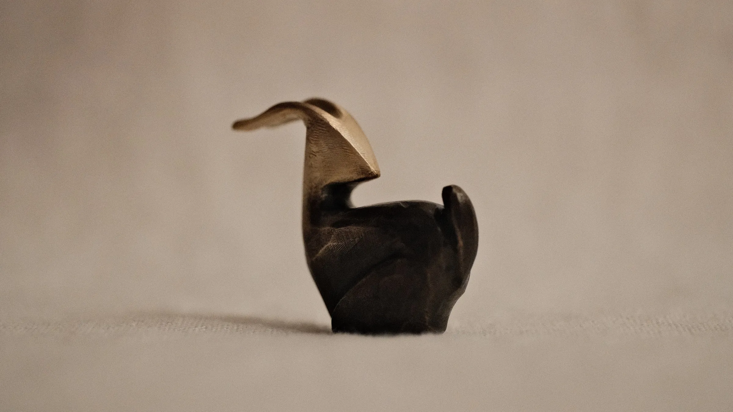 Yaël, seen on its own